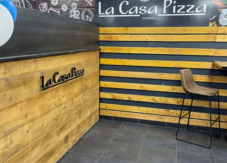 La Casa Pizza